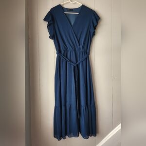 Chic Navy Ruffle Midi Dress